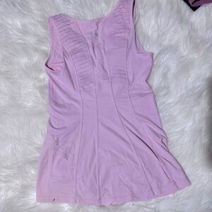 Lululemon pink tank size 4